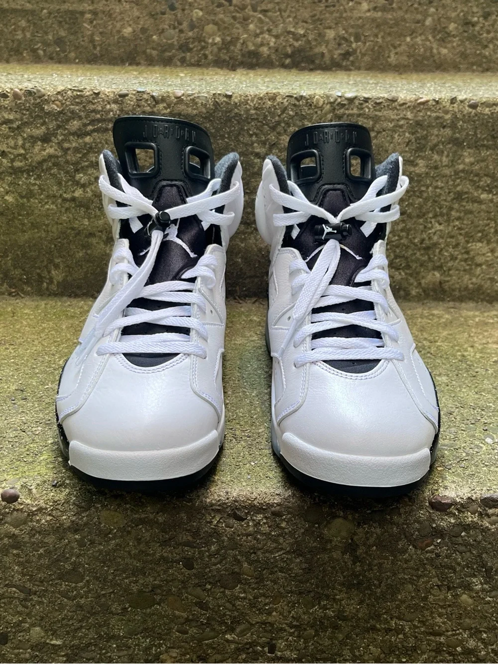 Air Jordan 6 retro “Reverse Oreo”